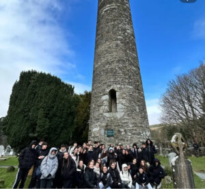 International students in Language Academy Ireland in a trip on a castle